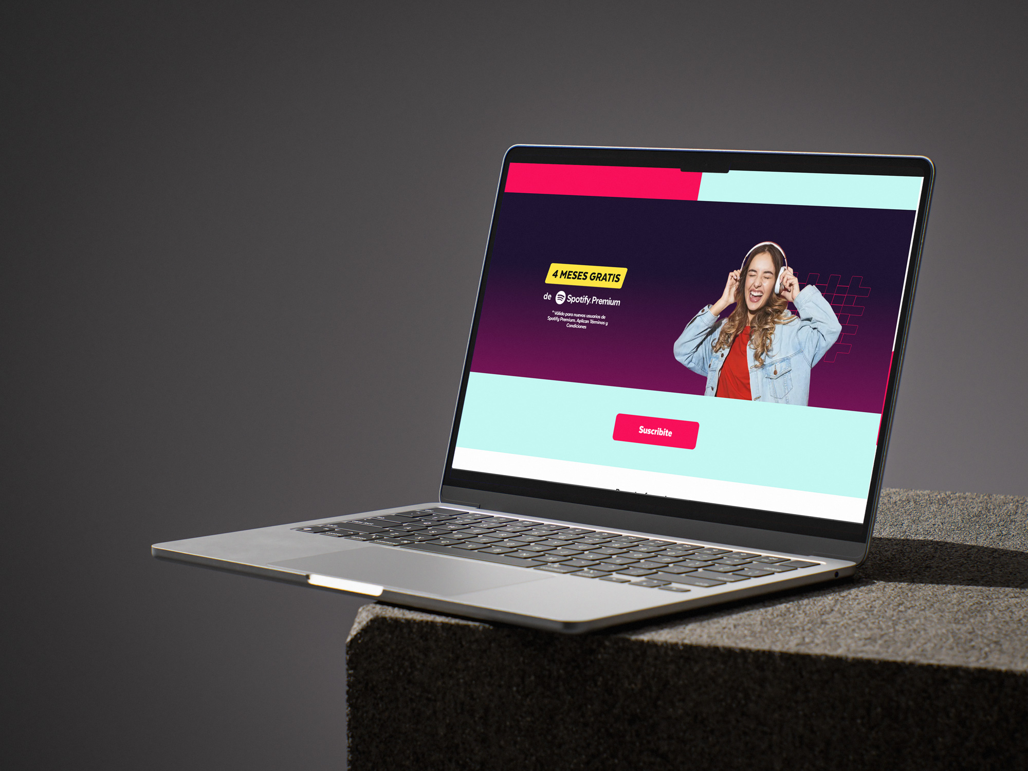 PedidosYa Plus promotional section featuring a Spotify Premium benefit